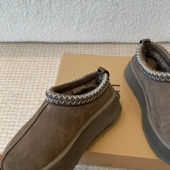 UGG Tazz Hickory Suede Slippers - Picture 2 of 9